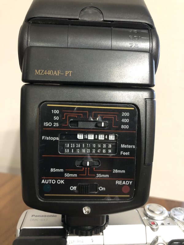 Rear controls of a Sunpak MZ440AF-PT