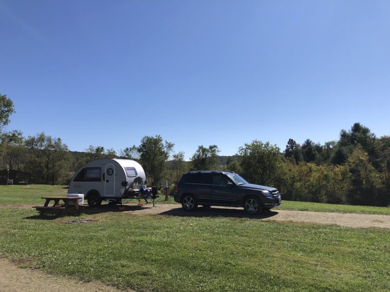 Keithmobile-E and camper at Chantilly Farm