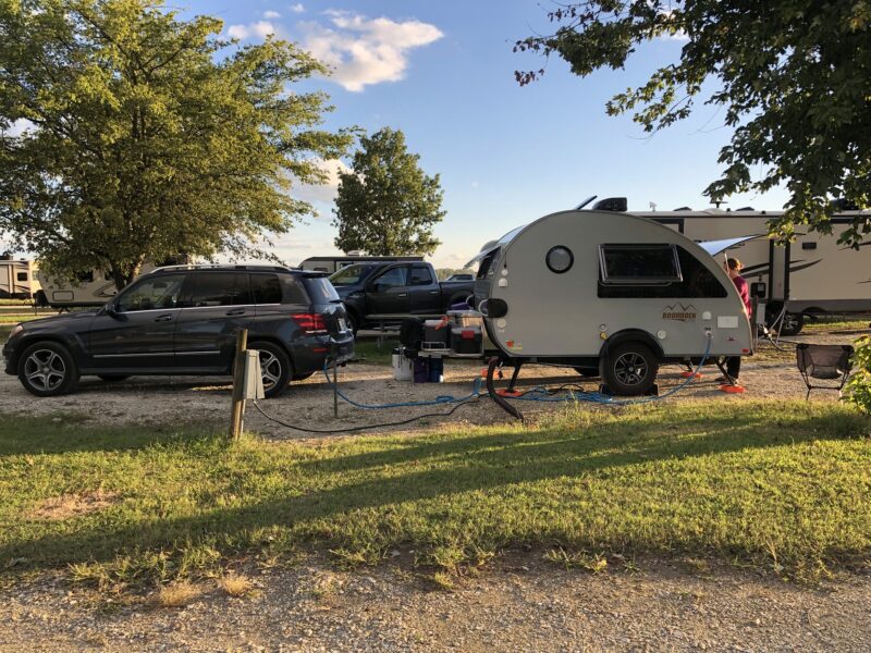 Keithmobile-E and camper in Arkansas